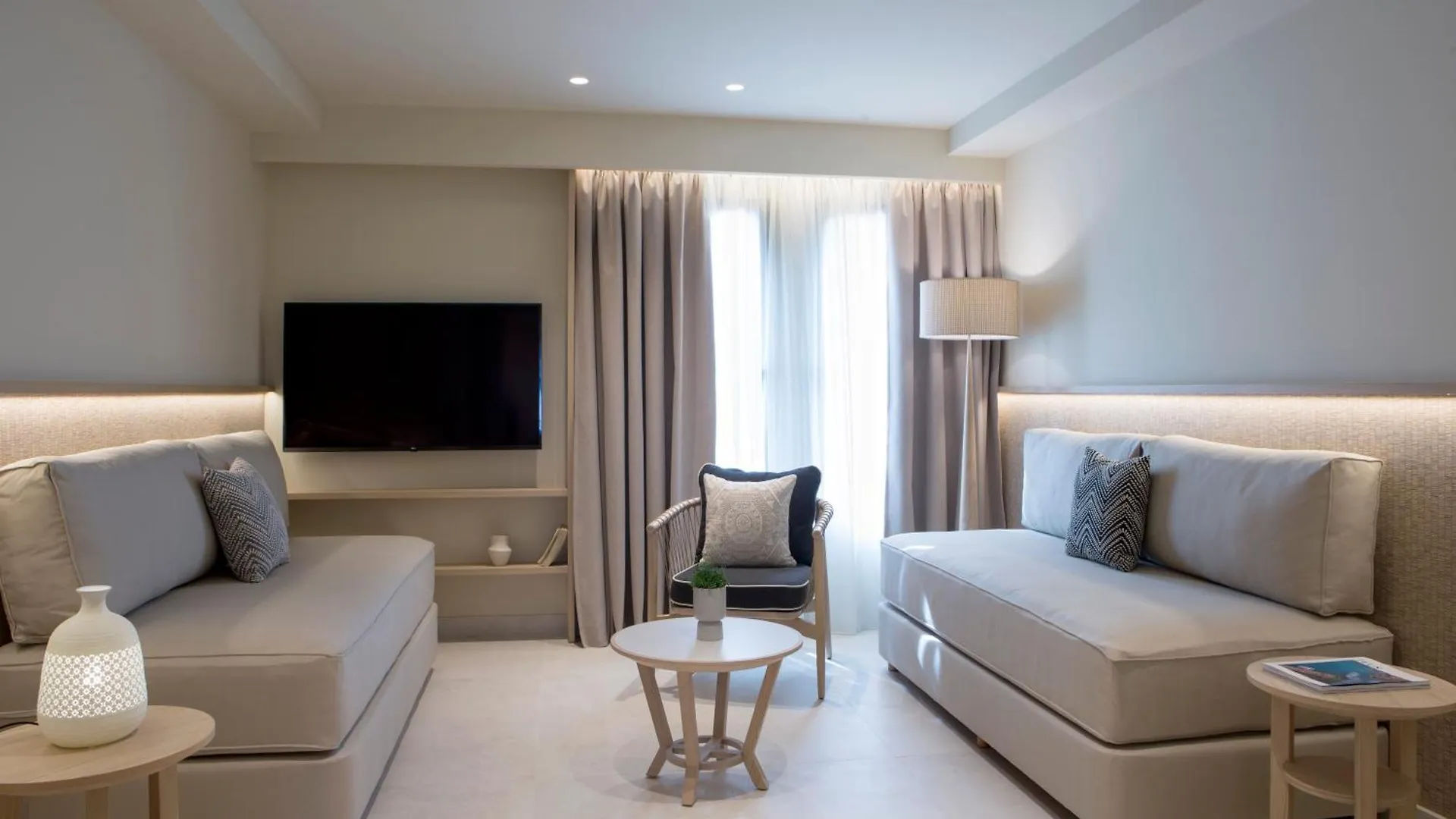Cora Hotel & Spa Afytos